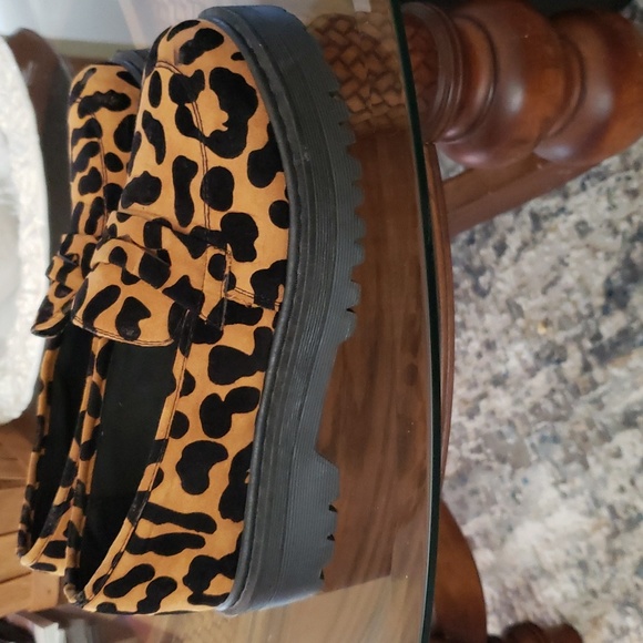 Quipid Cheetah Print Loafers - Picture 5 of 7